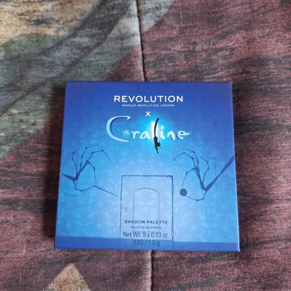🖤💙 Revolution x Coraline – “Secret Door” Eyeshadow Palette (NEW in Box!) 💙🖤 - Picture 5 of 6
